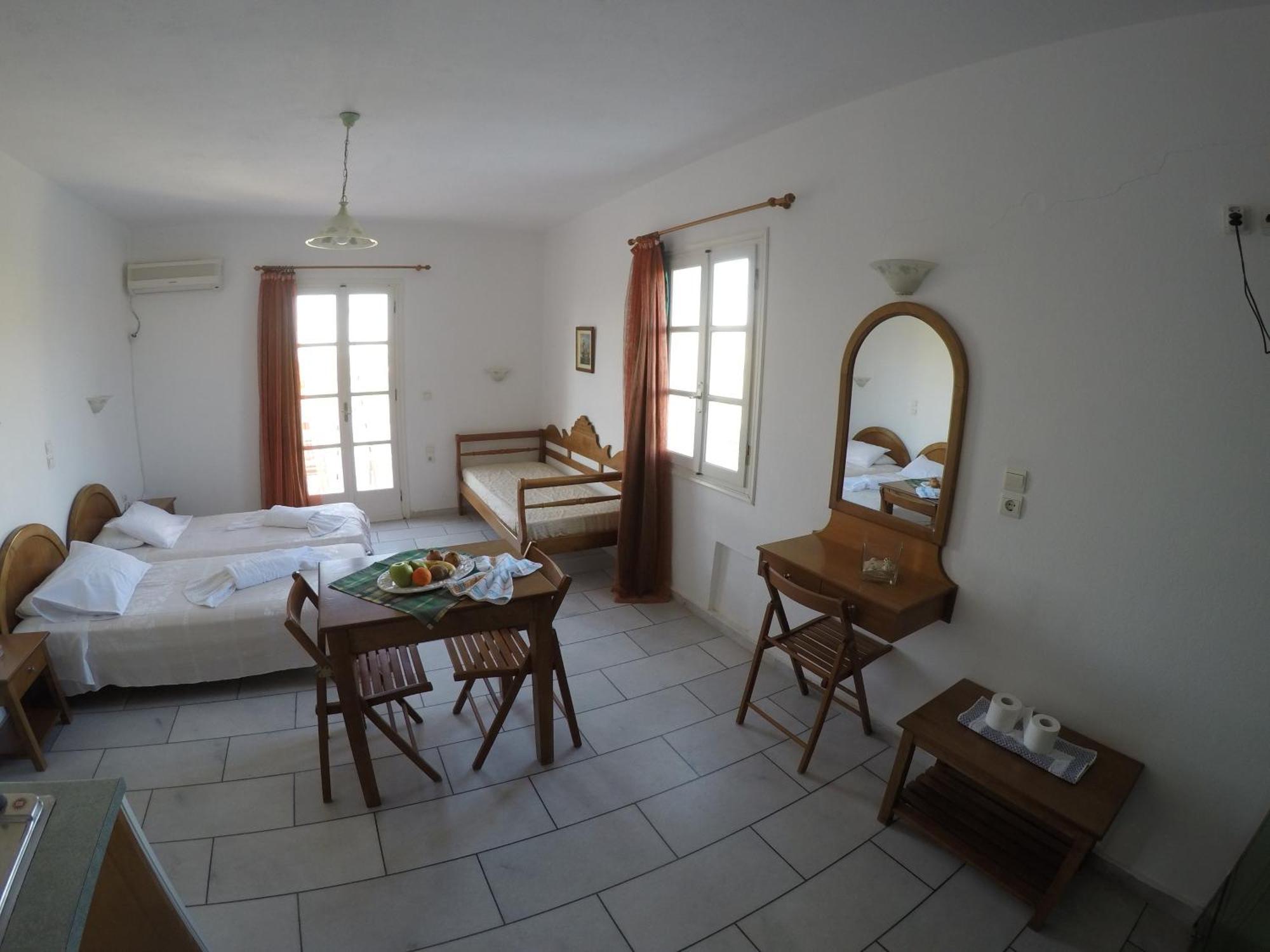 Birbas Hotel Agia Anna  ภายนอก รูปภาพ