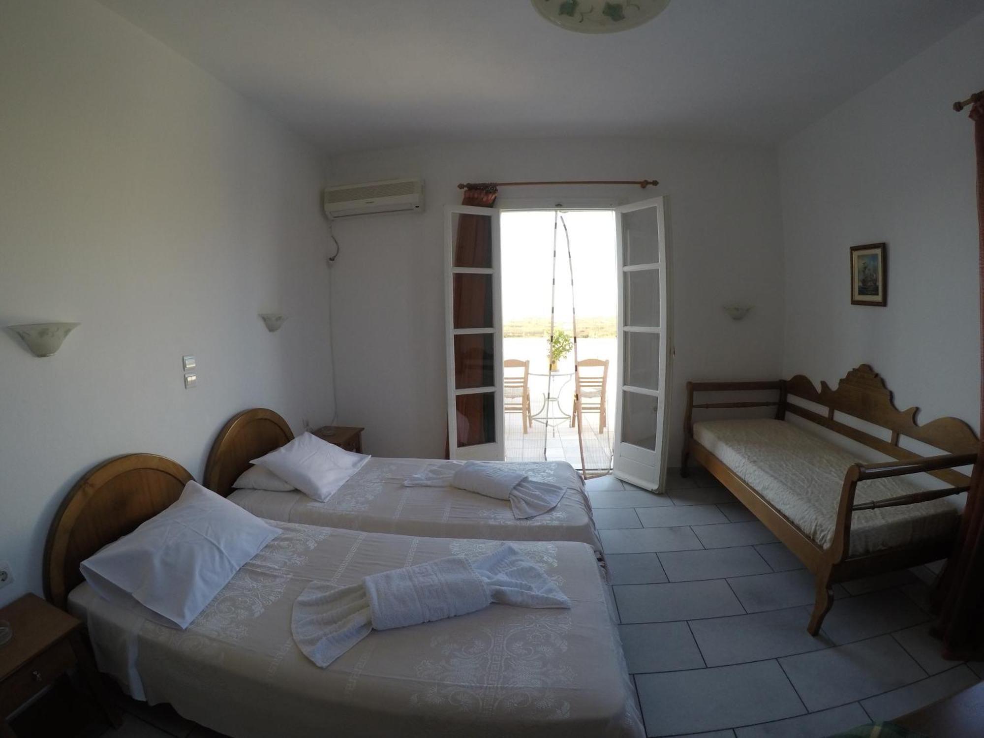 Birbas Hotel Agia Anna  ภายนอก รูปภาพ